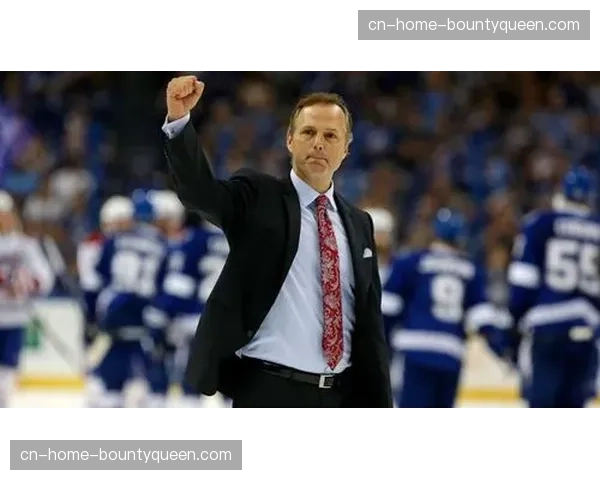 坦帕湾闪电队宣布明星前锋库切罗夫常规赛报销，季后赛首轮有望复出