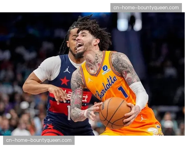 黄蜂主场不敌奇才，两队共出现35次失误